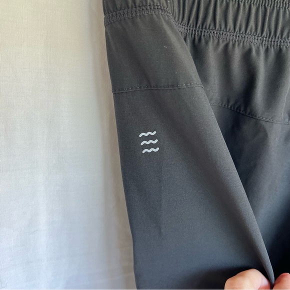 *SOLD E**Free Fly breeze pull on jogger black size - Picture 9 of 14